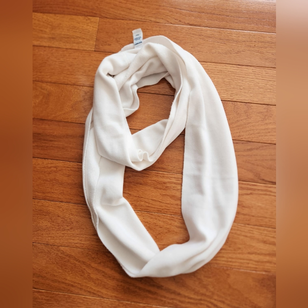 Old Navy Winter White Scarf